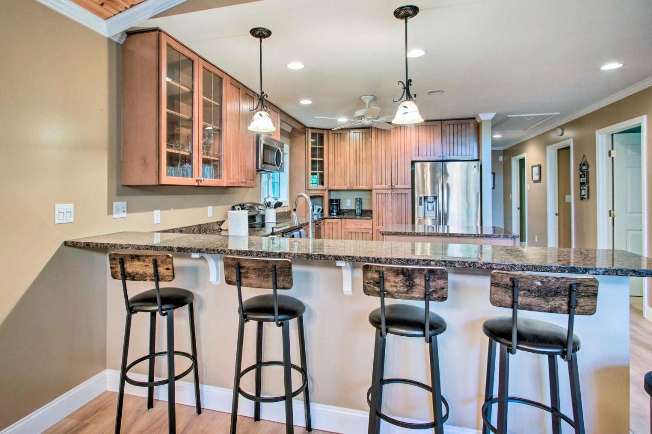 Readfield Retreat With Lake Maranacook Views! Extérieur photo