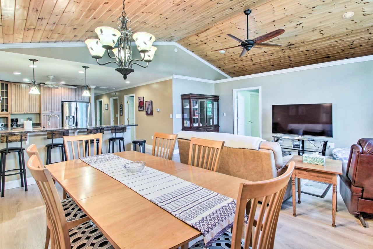 Readfield Retreat With Lake Maranacook Views! Extérieur photo